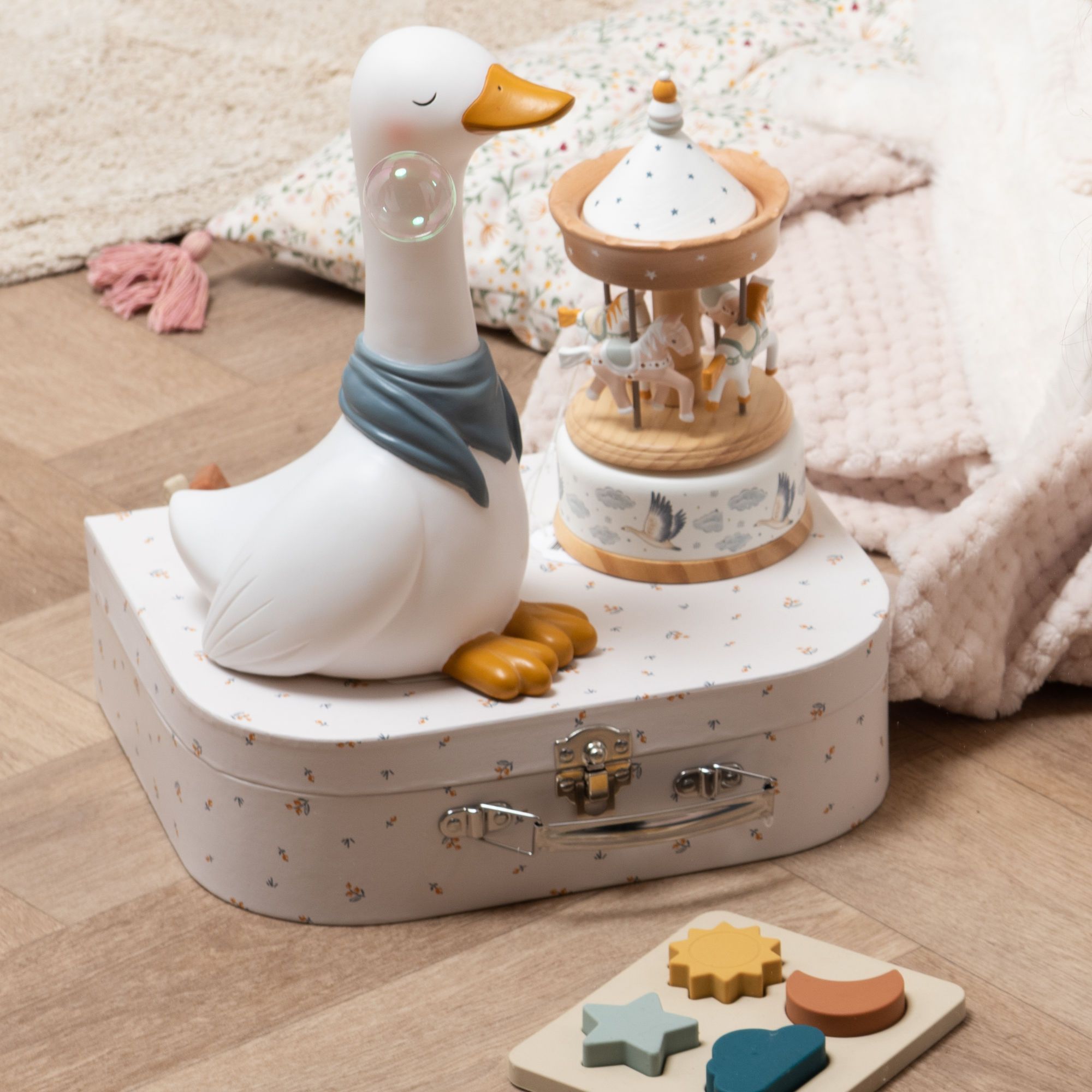 Treleker i trygge materialer for baby